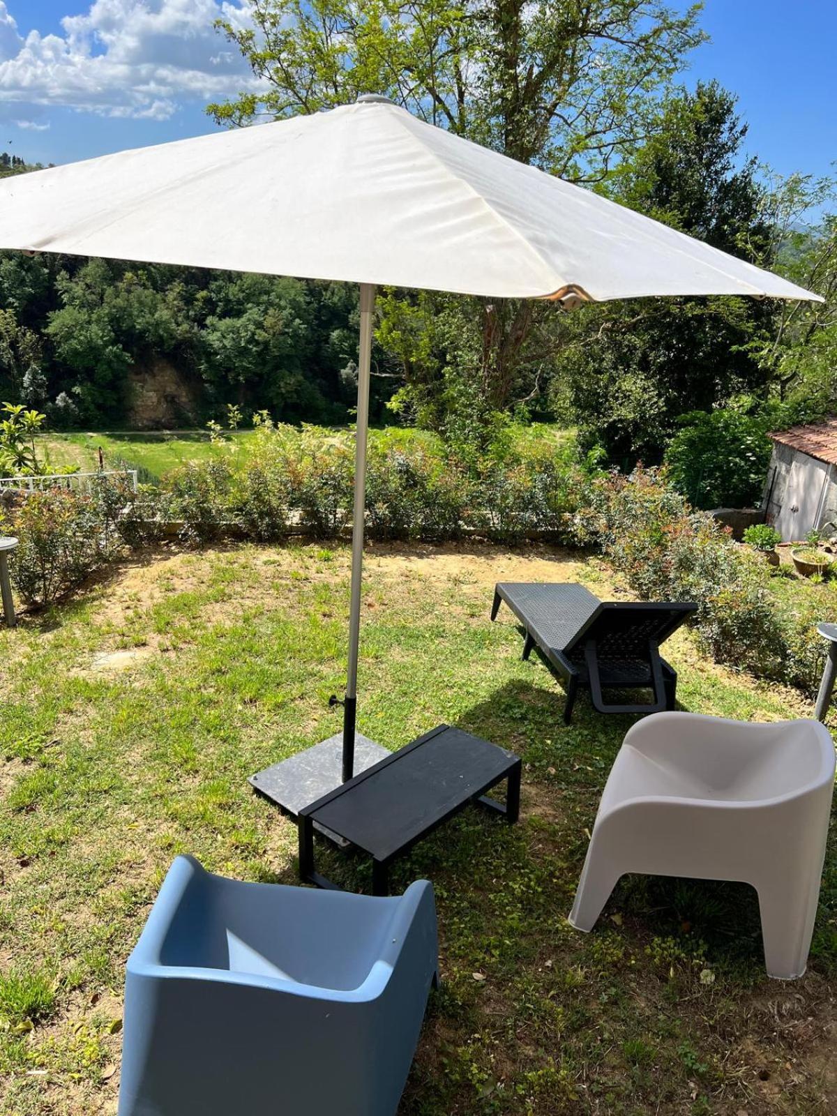 Ciliegia Di Lari - Attico Villa Bagian luar foto