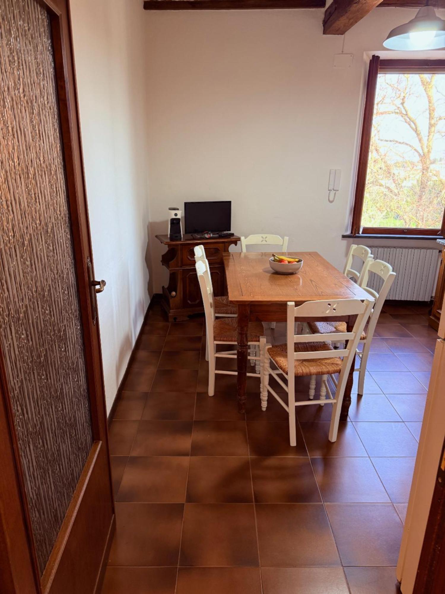 Ciliegia Di Lari - Attico Villa Bagian luar foto