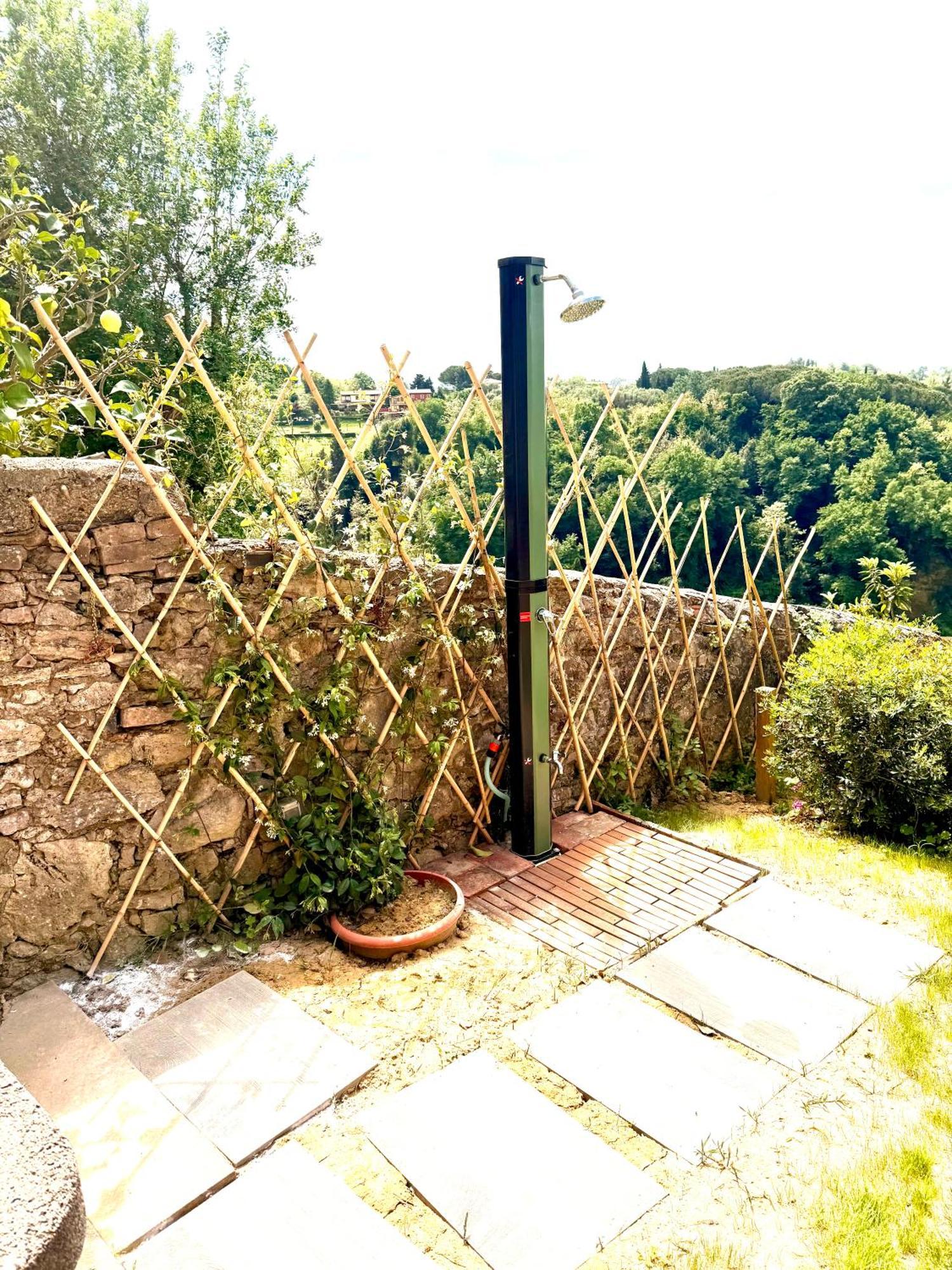 Ciliegia Di Lari - Attico Villa Bagian luar foto